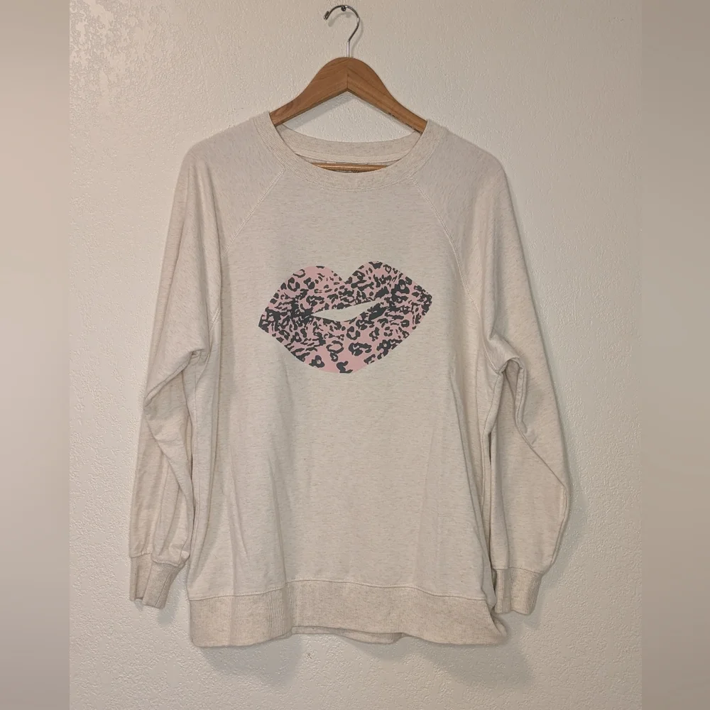 Wildfox Leopard Kiss Lips Print - Picture 3 of 7
